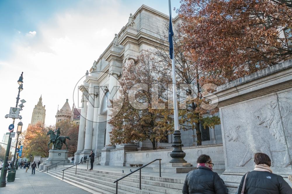 American Museum of Natural History in HDR side view