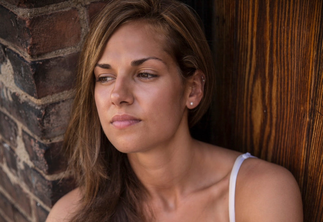 Aisha contemplative